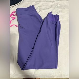 Figs scrub set in amethyst